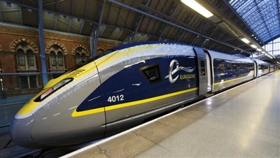 How Does The UK's Carbon Fiber Train Achieve A 16-Ton Weight Reduction Per Ca...